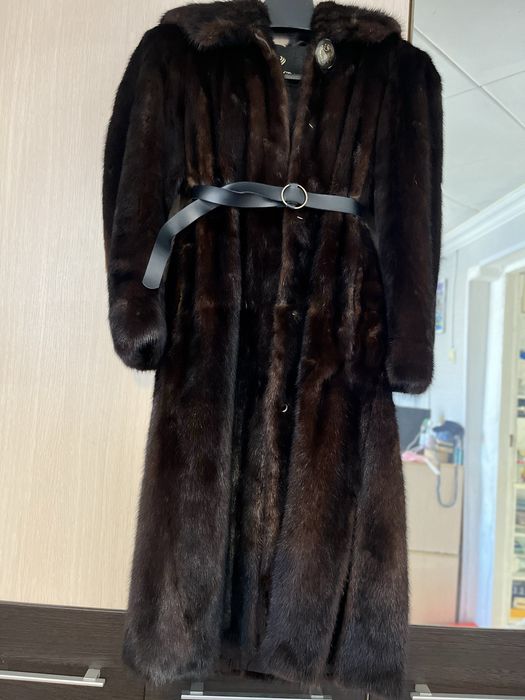Норковая шуба в хорошем состоянии