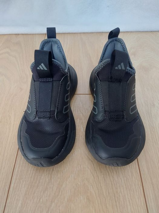 Черни маратонки Adidas #30