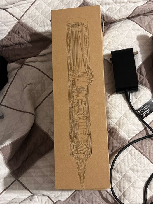 Dyson Airstait утюжок