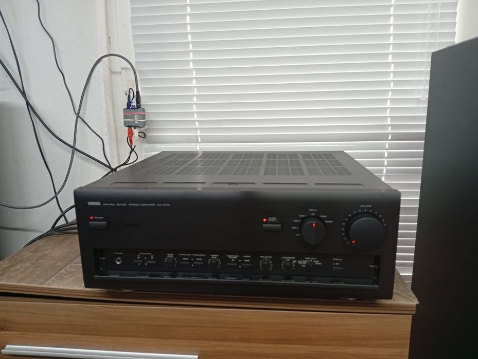 Усилвател YAMAHA AX-1070 Флагманът на серията