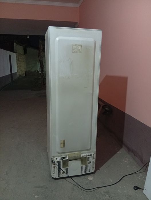 Haladilnik ishlashi yaxshi srochna sotiladi