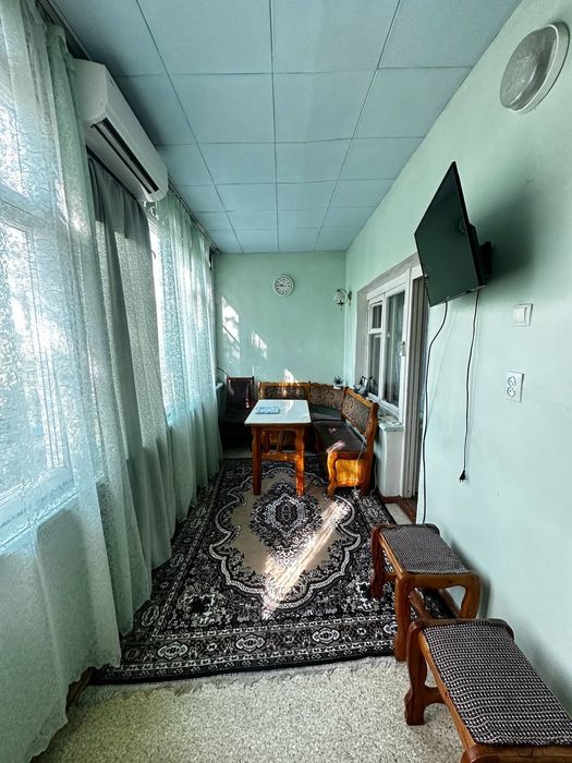 Продаётся квартира Чиланзар 23 квартал 2/5/5 кирпич