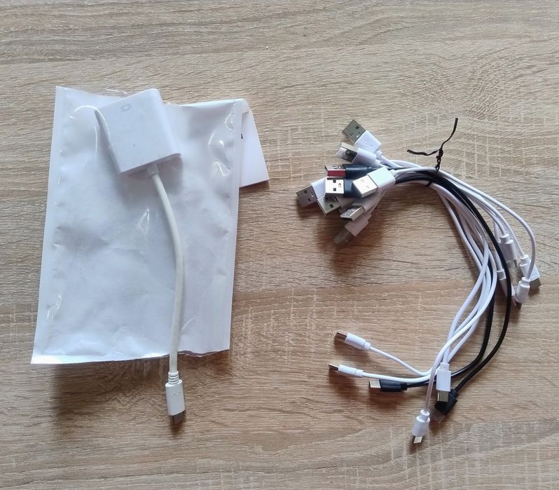 USB C кабели, USB C - VGA адаптер