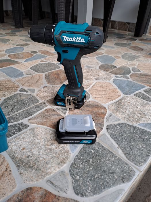 Bormașină Makita 12V