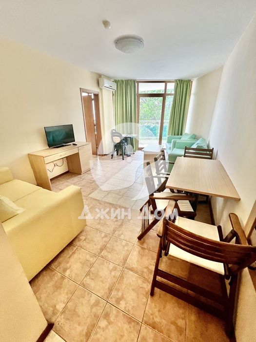 Продава се Двустаен апартамент в к.к. Слънчев бряг - 75 кв.м за 2000 €/кв.м - Снимка #3