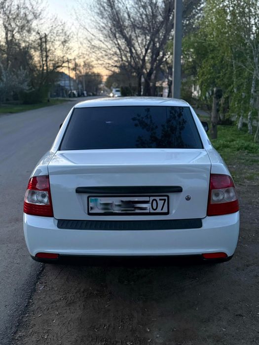 Продам приору 2012 года