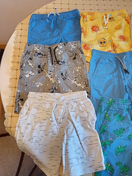 Детски къси панталонки и тениски 4-5 г.