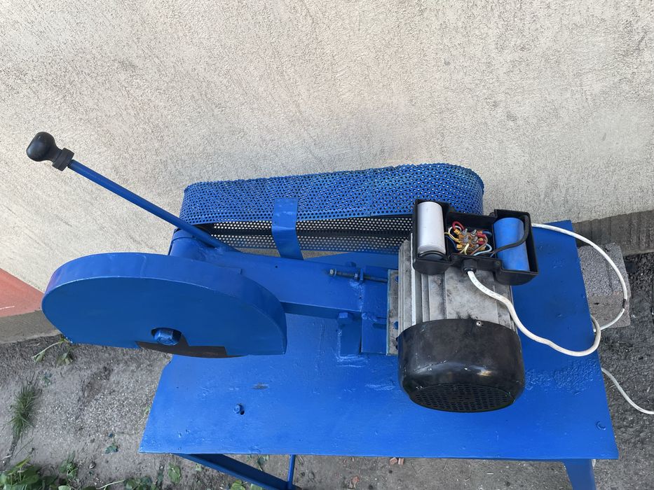 Masină debitare metal (220 V - 5 kW)