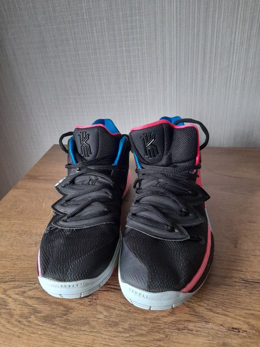 Nike Kyrie 5 кецове 38 номер.