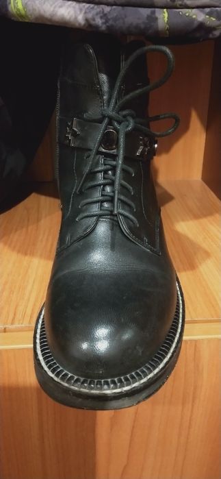 Кожаные ботинки. Бонетти.