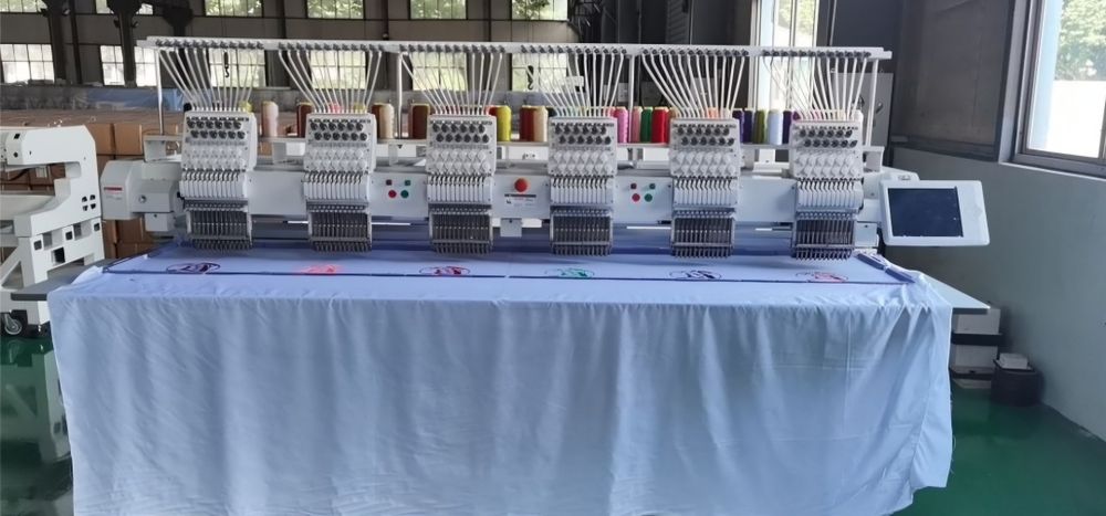 Бродировъчна машина Шест глава 400 мм . х 450 мм. + Застъпване