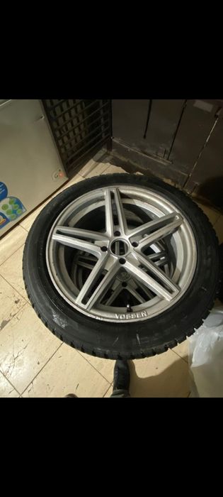 Продам комплект дисков с резиной