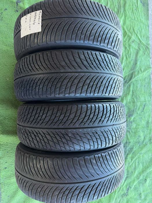 Anvelope iarnă 225/55/18 Michelin