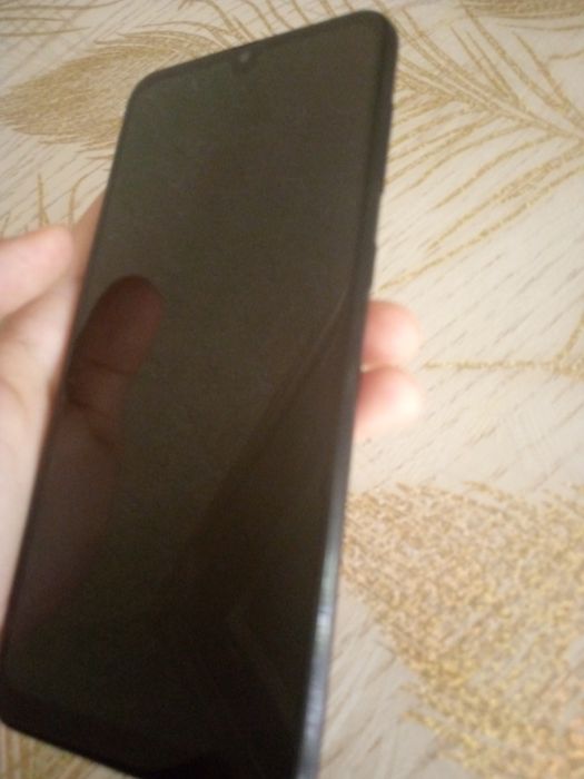 Samsung galaxy a30. Karobkasi bor