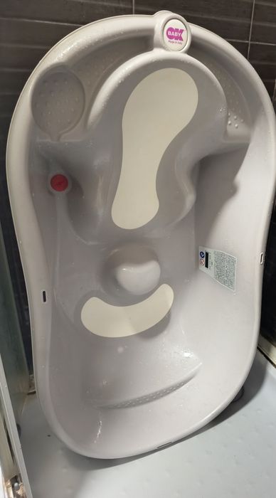 Vând cădița de baie anatomică OkBaby Onda Evolution 70ron