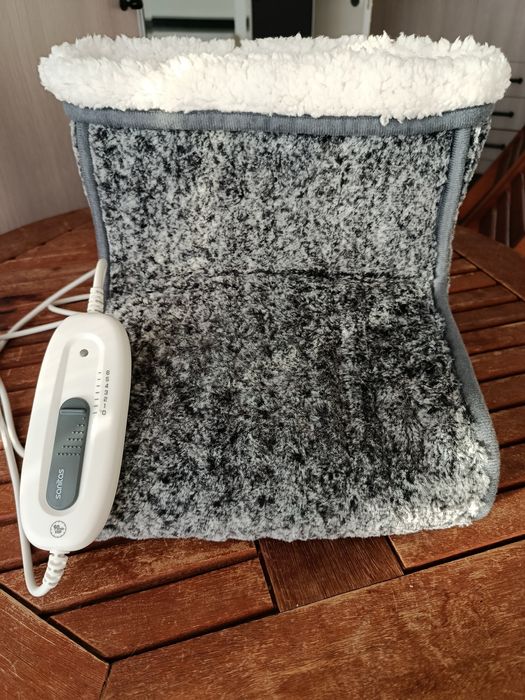 Електрическа грейка за стъпала