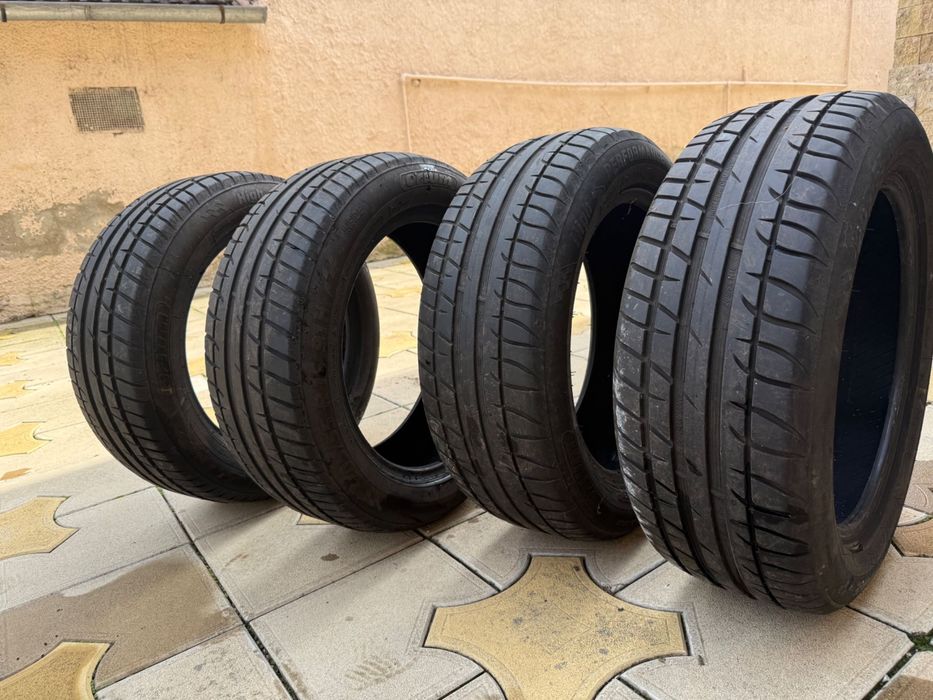 Vând set 4 anvelope de vară Laufenn Performance 205/55 R16 91H – DOT 2023
