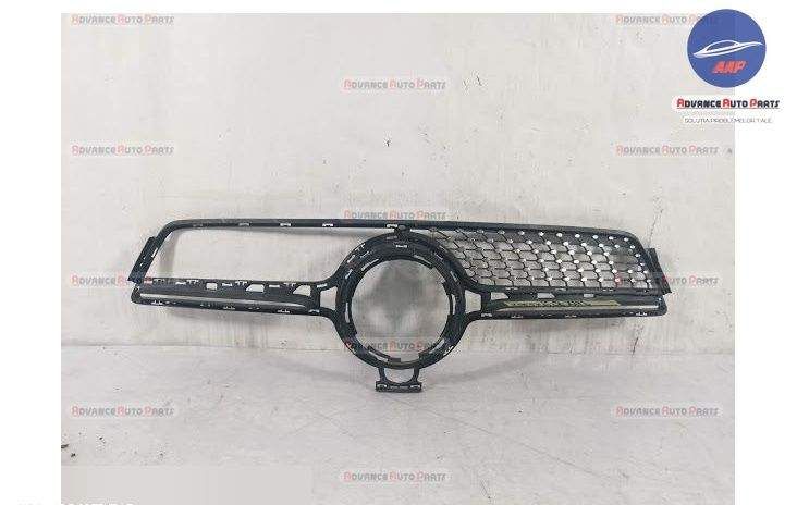 Централна решетка за предна броня, оригинална, включваща пчелна пита д