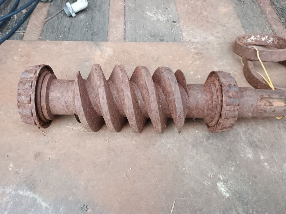 Ax melc troliu,role ghidare