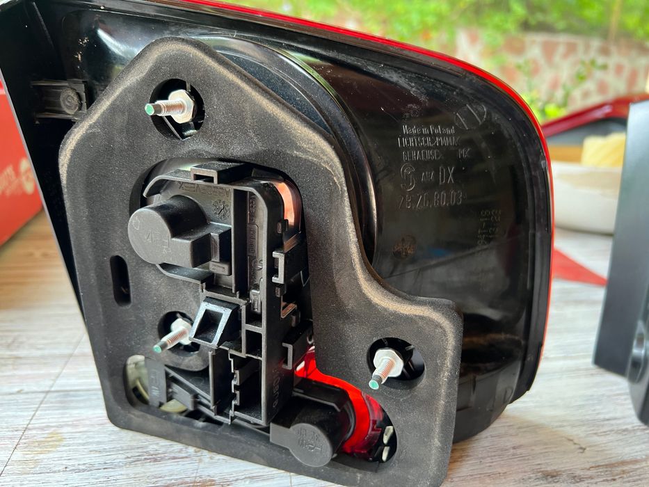 Десен стоп за VW Touareg 2007