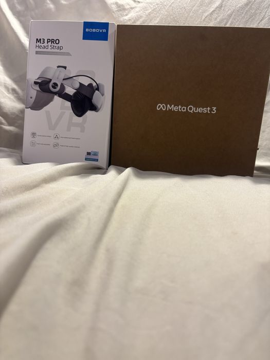 Meta quest 3 със bobo VR m3 pro