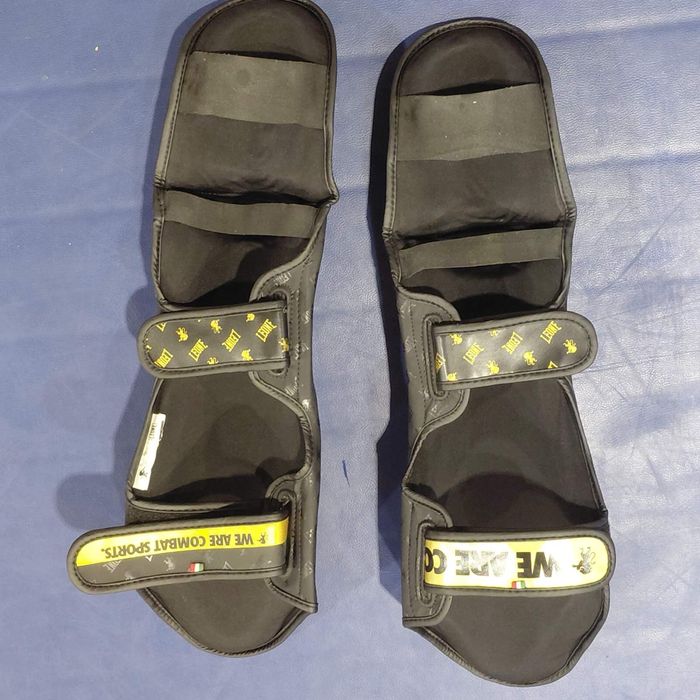 Мъжки протектори за крака Leone