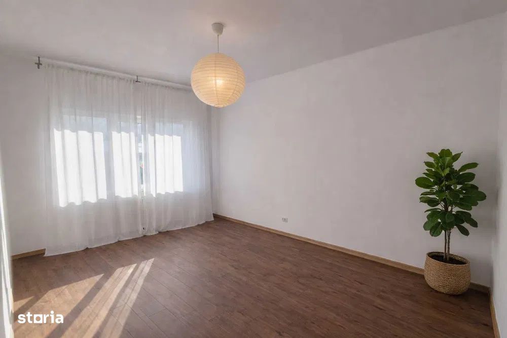 Apartament 3 camere, 61mp, decomandat, central — fotografia 1