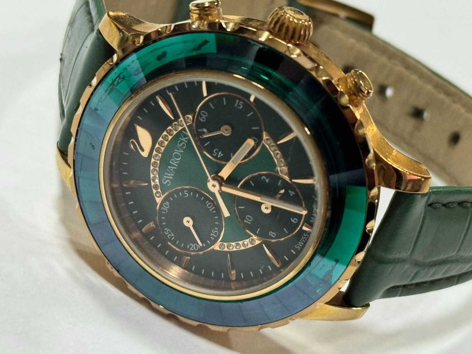Дамски часовник Swarovski OCTEA LUX CHRONO 5632263