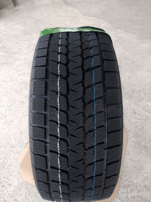 Зимние автошины 235/55R18