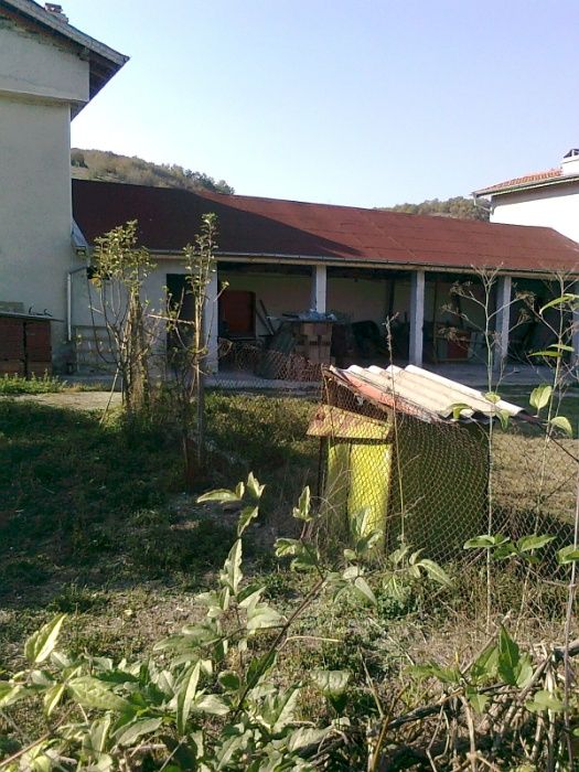 Продава се Къща в с. Сваленик, Област Русе - 300 кв.м за 134 €/кв.м - Снимка #8