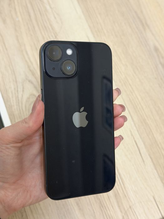 iPhone 14. 128GB . Midnight