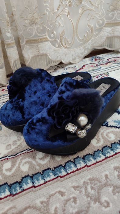 Домашние тапочка бархатный
