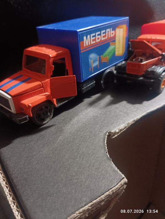 КАМАЗ тягач 1/43 (технопак
