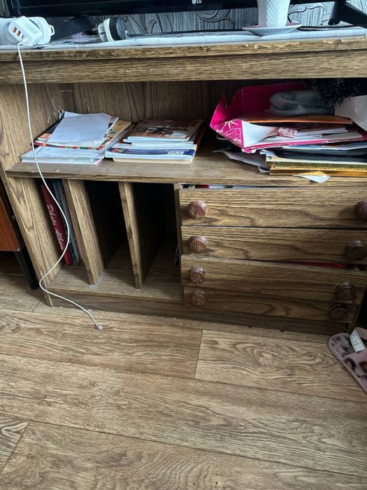 Подставка под телевизор