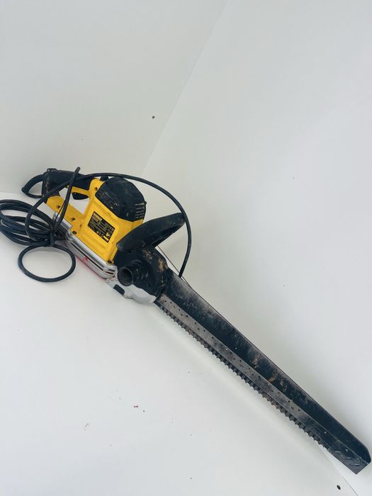 Fierestreu Dewalt DWE 398 -QS taiat bca caramida