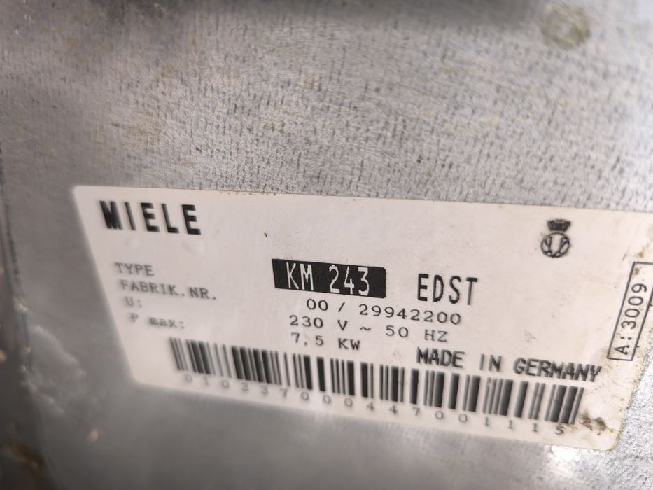 Плот Miele за вграждане KM243