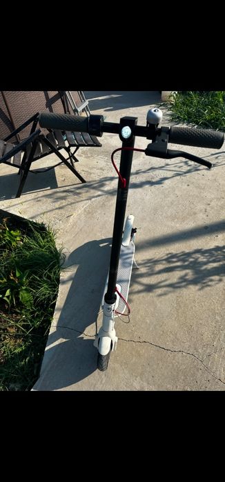 Vand trotineta Xiaomi Mi Electric Scooter Essential