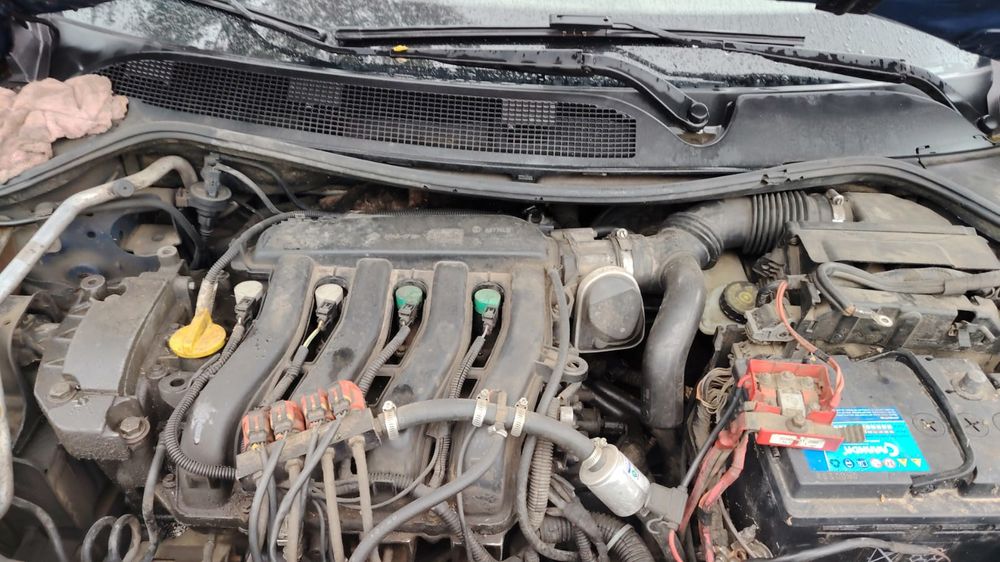 Dezmembrez Renault Megane - 2 (facelift) (2006 - 2012), 1.6 K4M812, manual, K4M812, JH3142