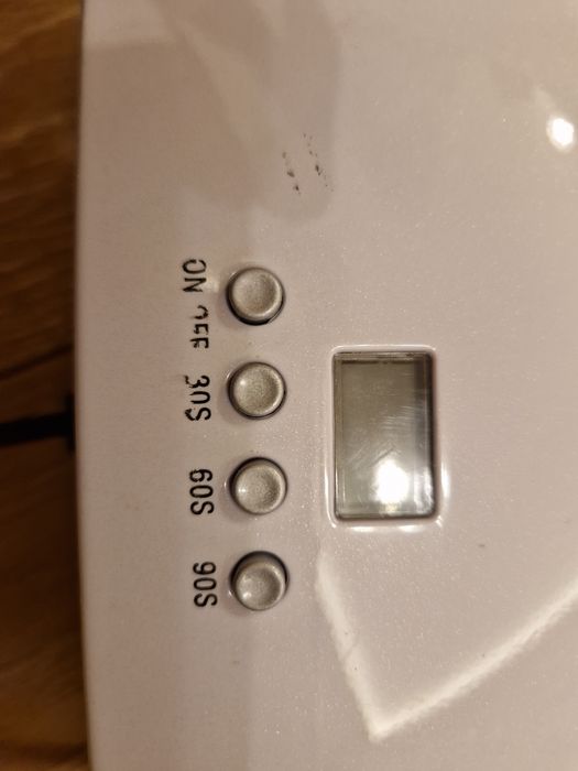 Лампа за гел лак