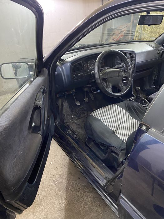 Продам пассат Б4