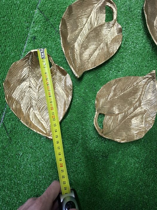 Златни фруктиери листа