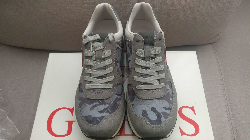 Маратонки GUESS, чисто нови