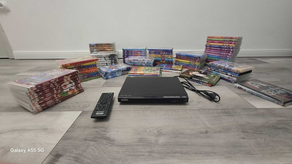 DVD-uri cu Desene Animate, Filme + Player DVD