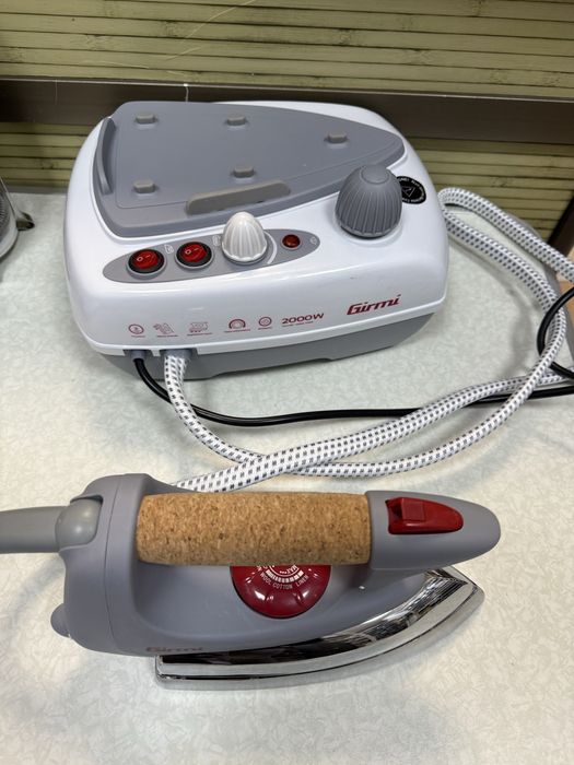 Станция за гладене Girmi ST03 2000W