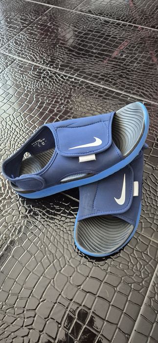 Сандали Nike номер 38.5