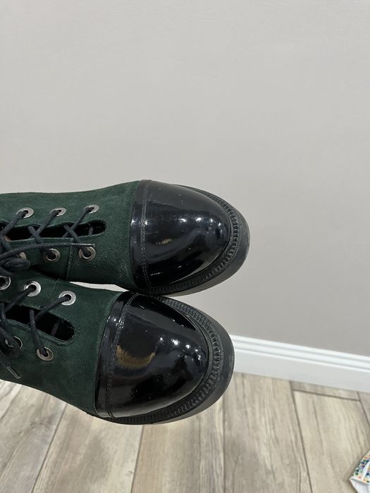 Продам ботинки осень весна