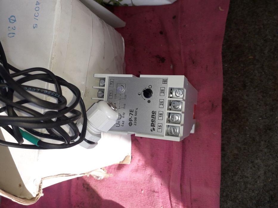 Фотореле в сборе с датчиком света