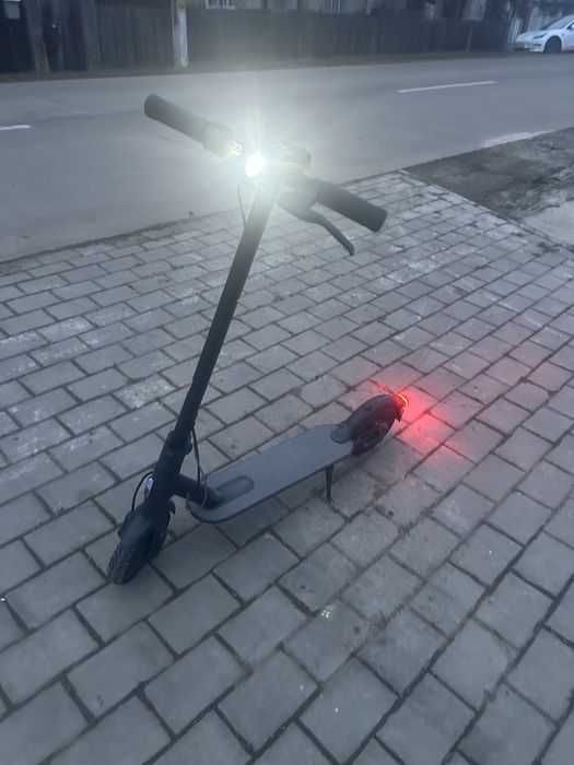 Trotineta electrica Xiaomi m365