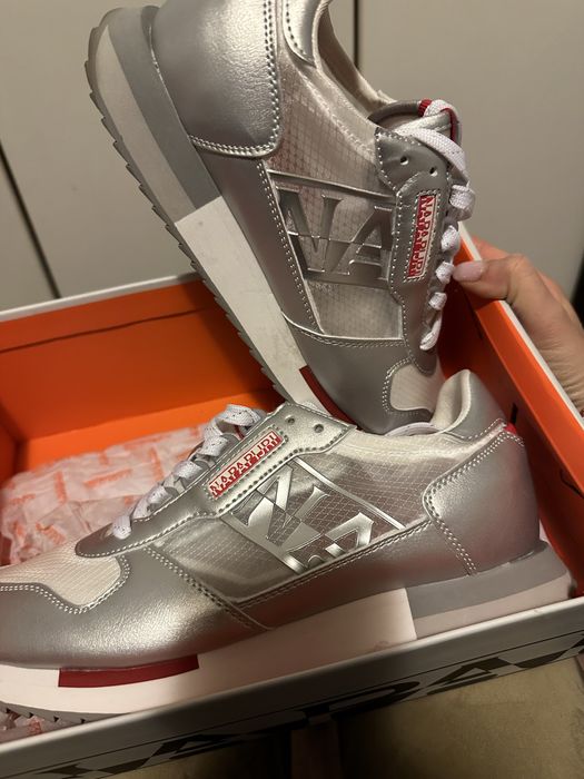 Дамски сникъри  napapirji