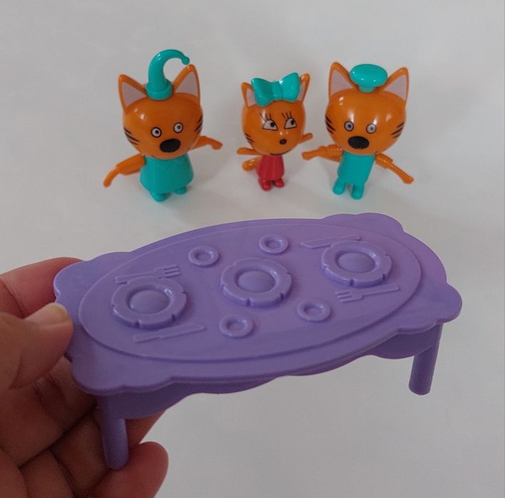 Игрушки по 500 тг